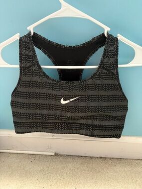 Nike Black & White Patterned Dri-FIT Racerback Sports Bra
